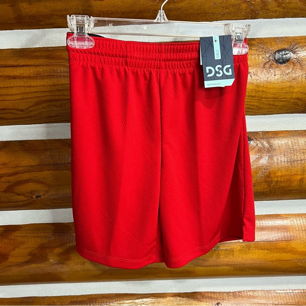 DSG Red Athletic Basketball Shorts‎ Girls medium